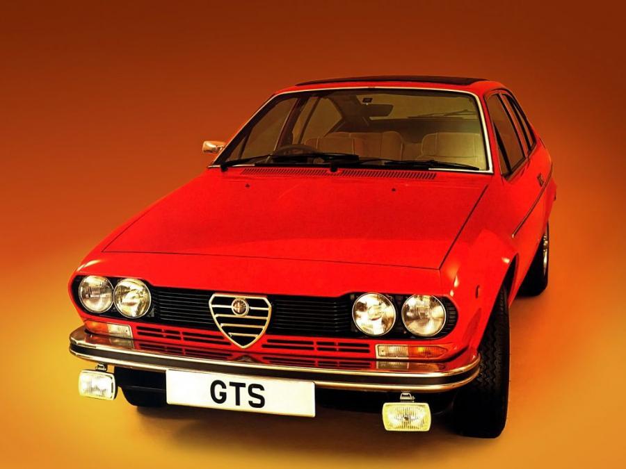  Alfa Romeo Alfetta GTS (116) 1976 года  (фото 2 из 6)